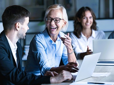 13.2.4 Mizah ‘İş’e Yarıyor 